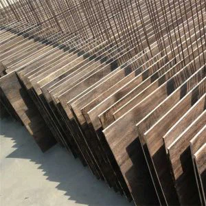 Karbonizētas koksnes plātnes